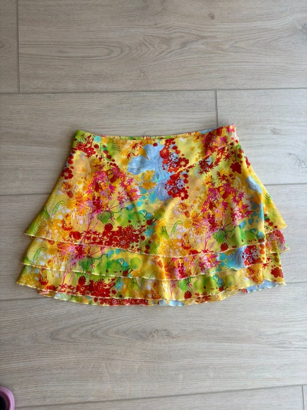 Vintage y2k yellow floral print frilly mini skirt